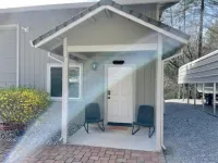 Doney Creek Studio Hotels in Lakehead-Lakeshore