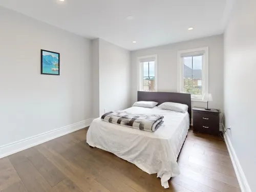 Custom Designed Residence for Your Wonderful stay with a lot of Amenities Hotels in Ajax