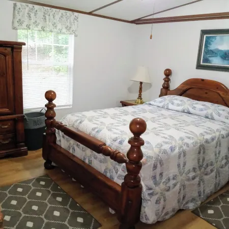 "Holland Hills" offers a clean, quiet, comfortable stay. Paved access. Nice area