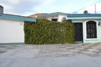 Chapalita Best Deal 2 Hotels near Los Cubos