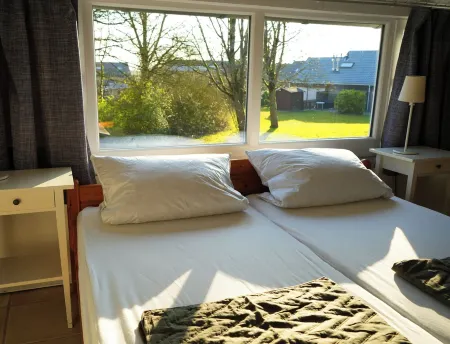 Vacation home with terrace in Bruinisse near Renesse for up to 6 people