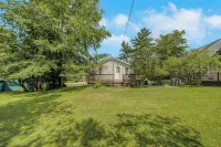 The Porch House - Lake Access! Hotel in zona Camp Bais Yaakov