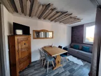 south-east apartment with superb corner balcony and separate entrance! Hotels in Les Avanchers-Valmorel