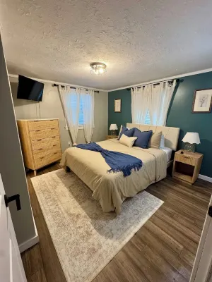 Pool-Game Room-Snack & Coffee Bar!