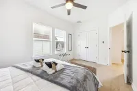 Enchanting 3-bedroom house with WiFi in Driftwood