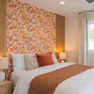 Old Town Scottsdale Oasis • Private Pool, Hot Tub, Game Room & EV Charger Rooms