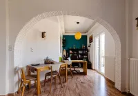 Beautifully furnished musicians' apartment