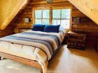 Cozy 3-Bdrm Log Cabin Retreat in Truckee, Sleeps-8, Hot Tub, 2 Acres of Serenity