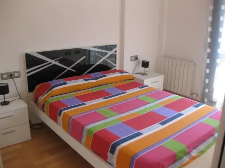 Apartment in the Center of Girona for 5 People