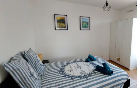 Cosy 2-room apartment - Centre Villefranche-sur-Saône with pool & garage