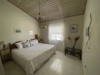 2 bedroom 2bathroom near Holetown Hotels in Porters
