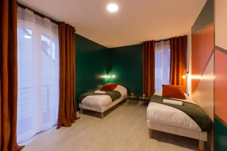 Marilyn Monroe Suite - 4P with Private Jacuzzi