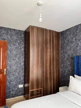 Quaint apartment in Ruiru Отели в г. Руиру