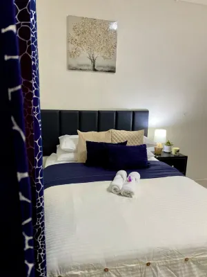 Tropical Villa near Rodney Bay Marina, Beaches & Malls with WiFi and AC