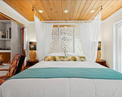 Romantic Couples Beach Getaway ,with private beach, hammocks and umbrellas Hotels in Flagler Beach