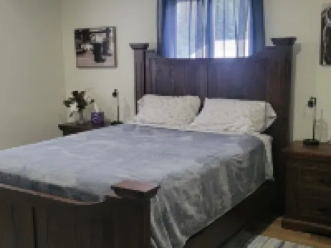 3-bedroom house in gorgeous Libby with WiFi, AC. Book your stay now Hotels in Libby