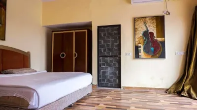 Skip City Villas Mumbai  호텔