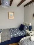 2 bedroom cottage: private parking, by harbour, pubs. Boscastle - North Cornwall 보스캐슬 호텔
