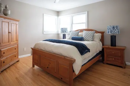 Charming Retreat close to Wayzata Downtown - The Gilded Loon Các khách sạn ở Wayzata