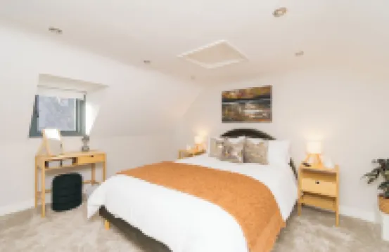 Cosy historic cottage in Hillsborough, near Belfast, Dublin & local attractions Hotels in 