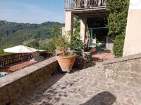 Preciosa Casa EN LA Toscana CON Piscina Hotels in Bagni di Lucca