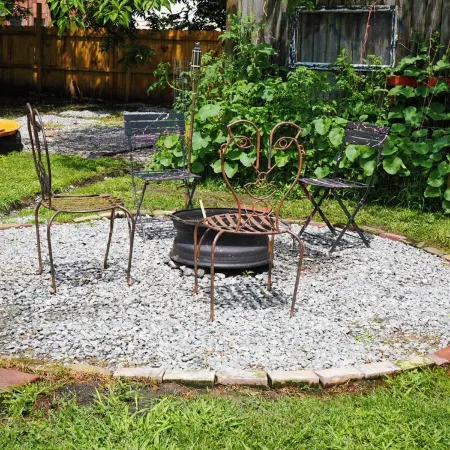 Downtown -All Shook Up Bungalow -Heart Break Hotel 2br/1b