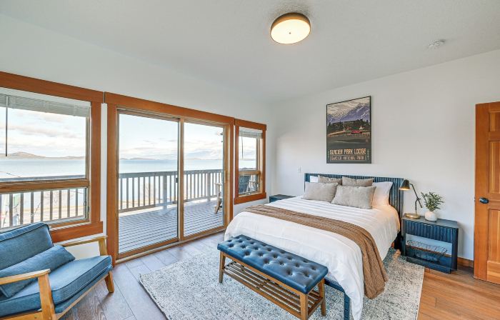 Walk to Flathead Lake: Polson Home w/ Balcony