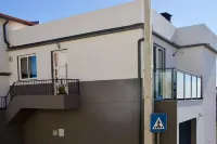 Golden Moon, Ponta do Sol - Canhas