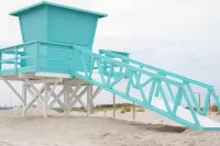 Two-story house with garden and patio in a quiet area. Easy parking Các khách sạn ở San Fernando