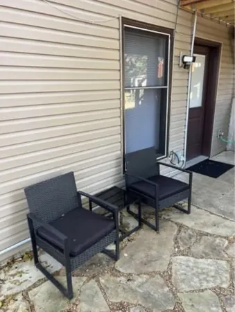 Fully Furnished All Inclsuive Mother in Law Suite!