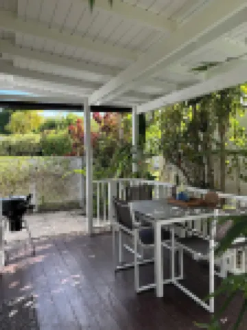 Palm Cottage - Sunset Crest, close to the beach and swimming pool