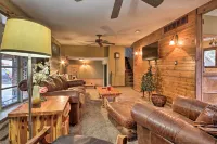 'Wildlife Lodge' Columbia Retreat Off I-70! - 3-Star