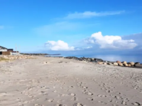 "Ofrath" - 5m from the Sea