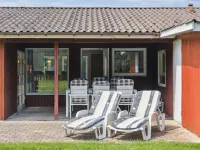 "Fritza" - 500m from the sea Hotels in Farevejle