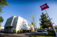 Ibis Nantes Saint-Herblain Отели в г. Сент-Эрблен