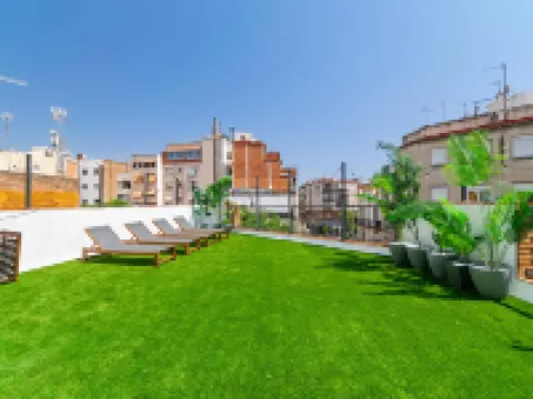 Livinn House - Self Check IN Hotels in L'Hospitalet de Llobregat