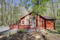 10 Mi to Sugar Mountain: Cozy Newland Cabin! - 3-Star