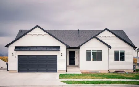 Cheerful home in quiet neighborhood