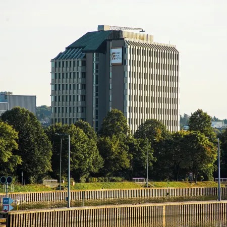 EastFive Hotel