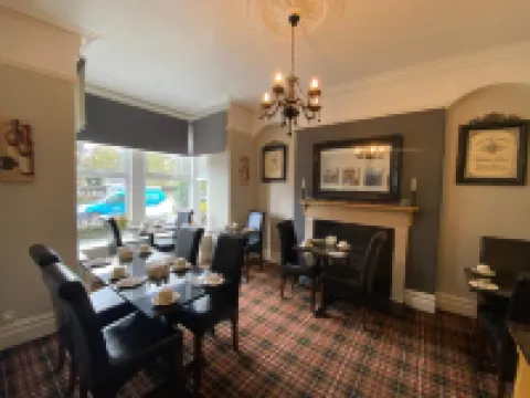 Autumn Leaves Guest House