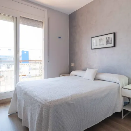 Apartment in Roses near Santa Margarita Beach