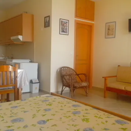 Apartment in Ravdoucha with Sea Views