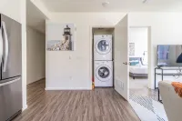 2BR | Gym, Rooftop | Mercer Island | Sophari E