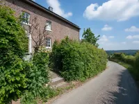 Voeren Mansion with Garden - 2-Star
