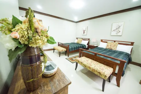 The Partridge Guesthouse Отели рядом с достопримечательностью «Парк Себу Ошен»