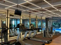 Model J Hotel BSD Carstensz - Gym