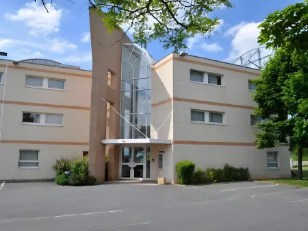 Hotelf1 Bourges le Subdray Отели в г. Ле-Сюдре