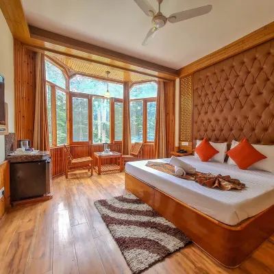 Hotel Mountain Top Hotels near Hadimba Himachal