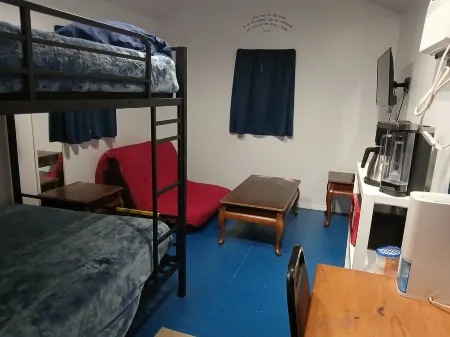 Delightful campground with AC/Heat in charming Graysville, TN