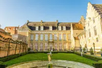 Grand Hotel en Résidence de Draak Hotels in Yerseke